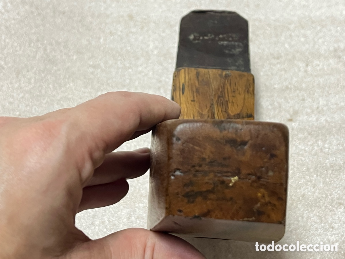 Antig&uuml;edades: Cepillo antiguo de carpintero marcado - Foto 8