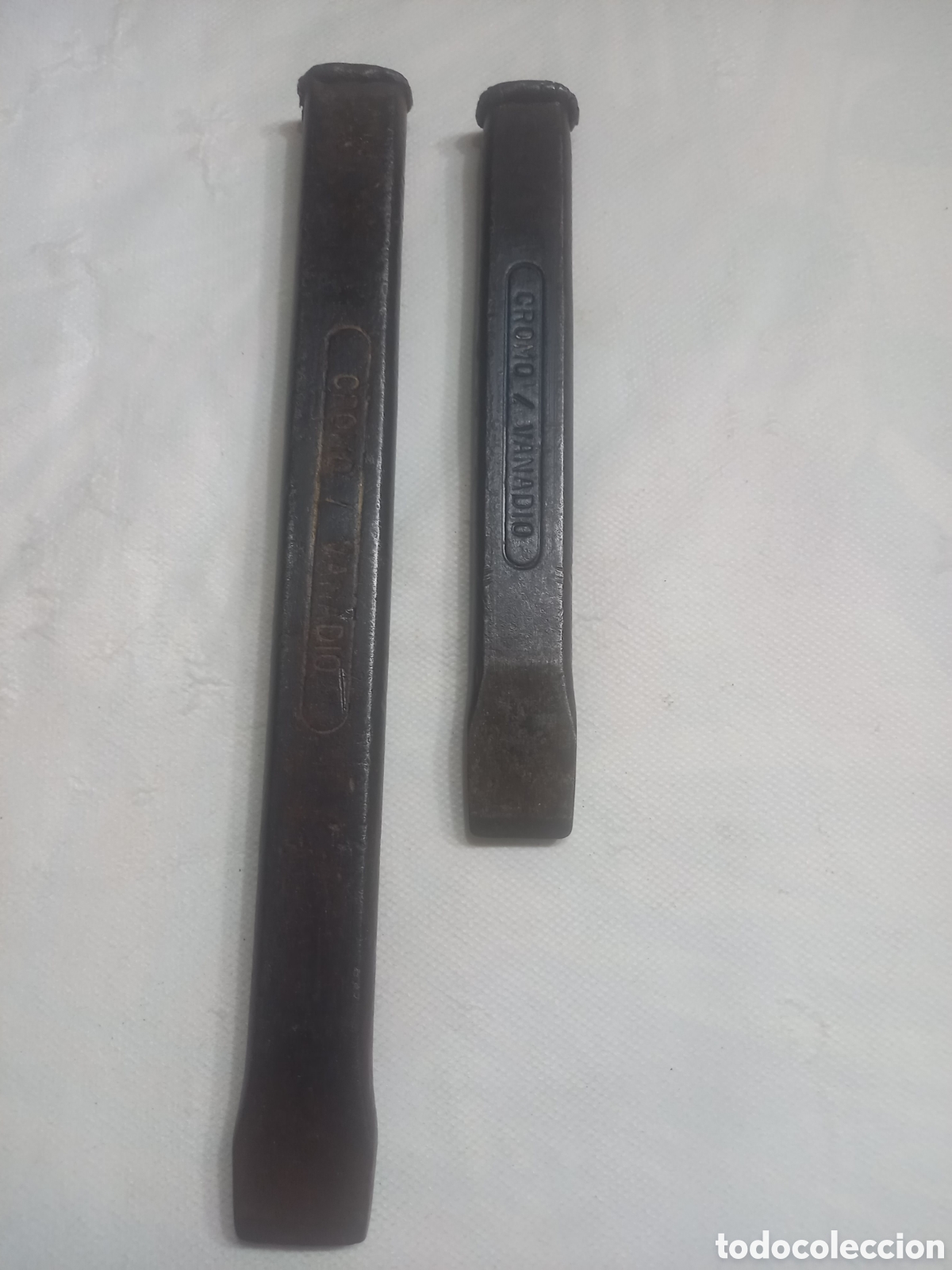 Antig&uuml;edades: Pareja de Antiguos Cortafr&iacute;os / Escarpas BELLOTA. Talleres Minas de Ser&oacute;n (Almer&iacute;a) - C. Medidados S