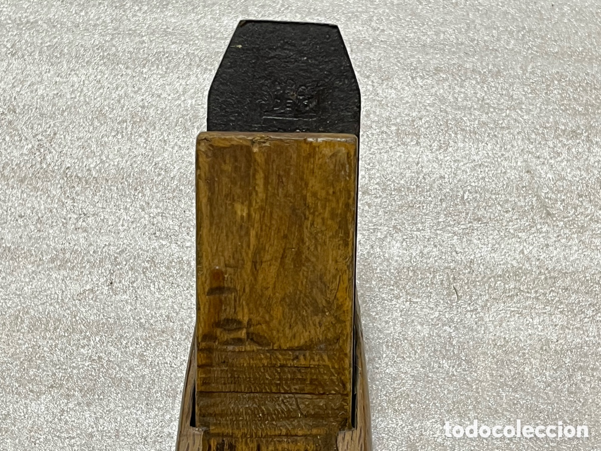 Antig&uuml;edades: Cepillo antiguo de carpintero de madera - Foto 4