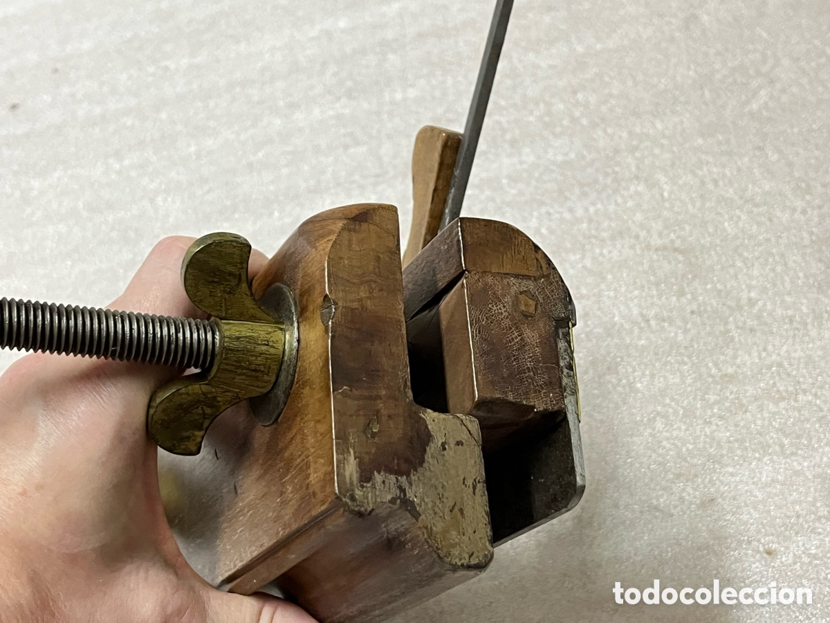 Antig&uuml;edades: Cepillo de carpintero antiguo de carpintero con gu&iacute;a - Foto 11