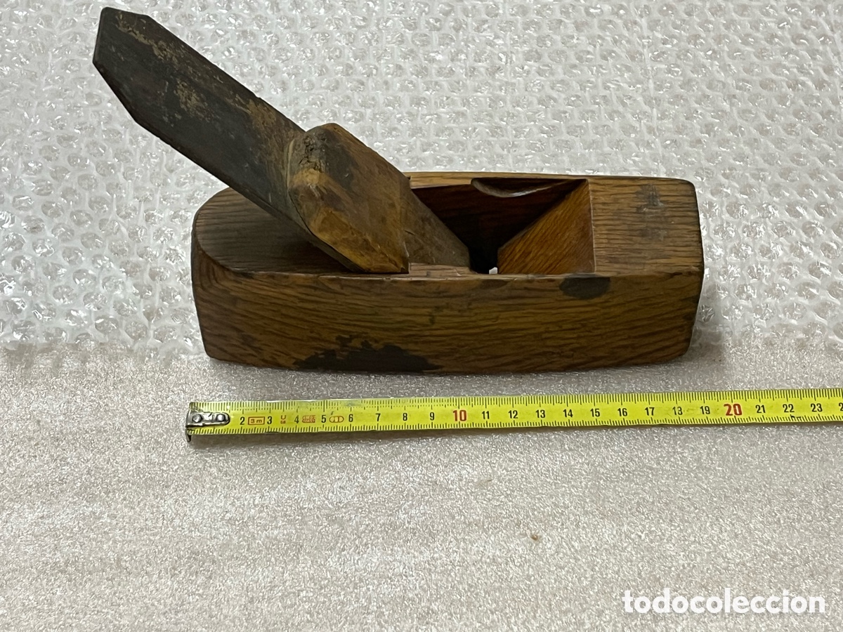 Antig&uuml;edades: Cepillo de carpintero con cuchilla PALMERA 44