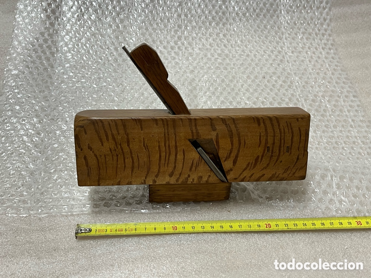 Antig&uuml;edades: Cepillo de carpintero VICTOR COROMINAS con cuchilla PEUGEOT FR&Egrave;RES