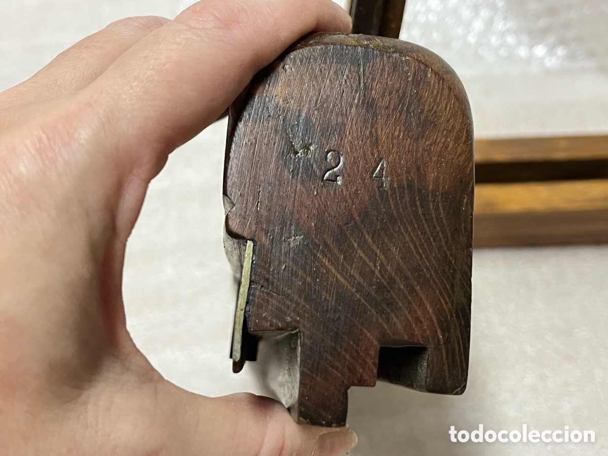 Antig&uuml;edades: Cepillo de carpintero antiguo de molduras doble cuchilla - Foto 9