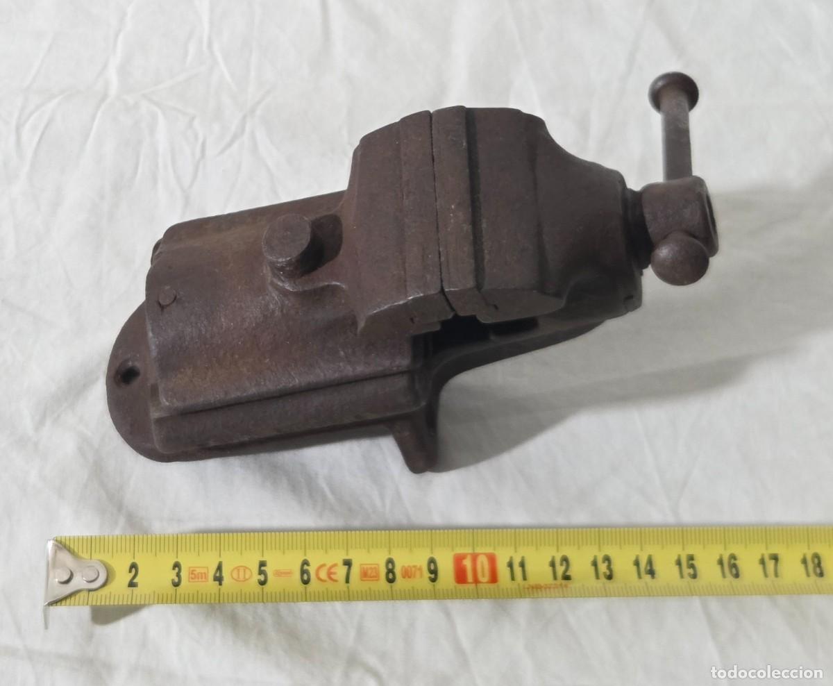 Antig&uuml;edades: Antiguo Gato o Tornillo para mesa en hierro - Foto 10