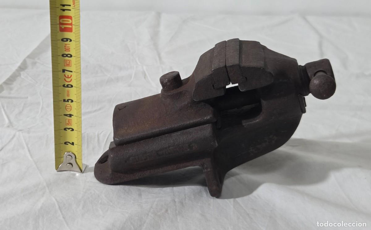 Antig&uuml;edades: Antiguo Gato o Tornillo para mesa en hierro - Foto 15