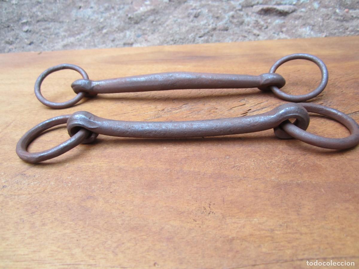 Antig&uuml;edades: Bocados para caballo, hierro forjado. - Foto 4