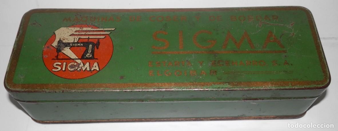Antig&uuml;edades: CAJA DE HIERRAMIENTAS DE LAS MAQUINAS DE COSER SIGMA - Foto 3