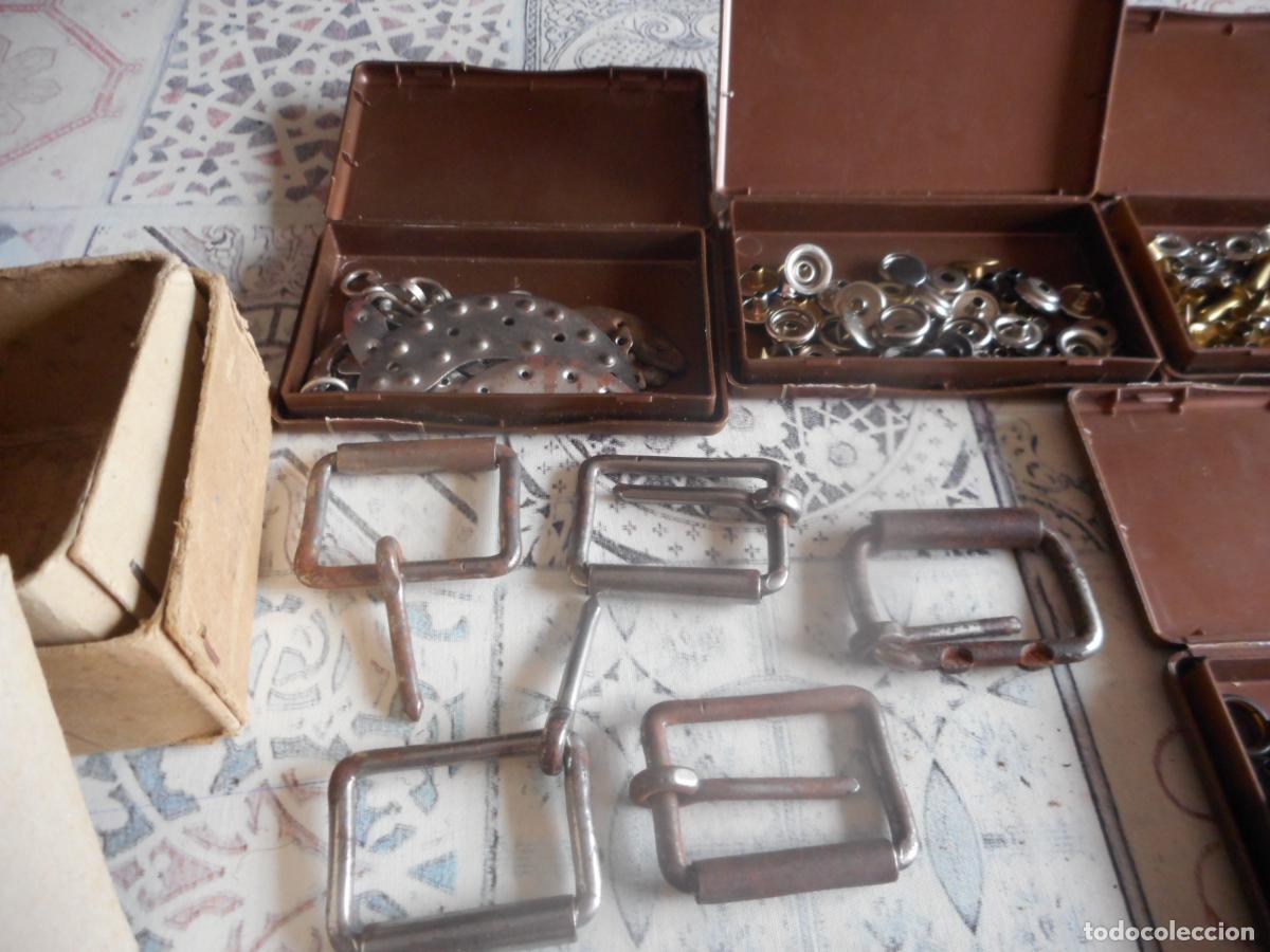 Antig&uuml;edades: gran lote de guarnicionero - Foto 16