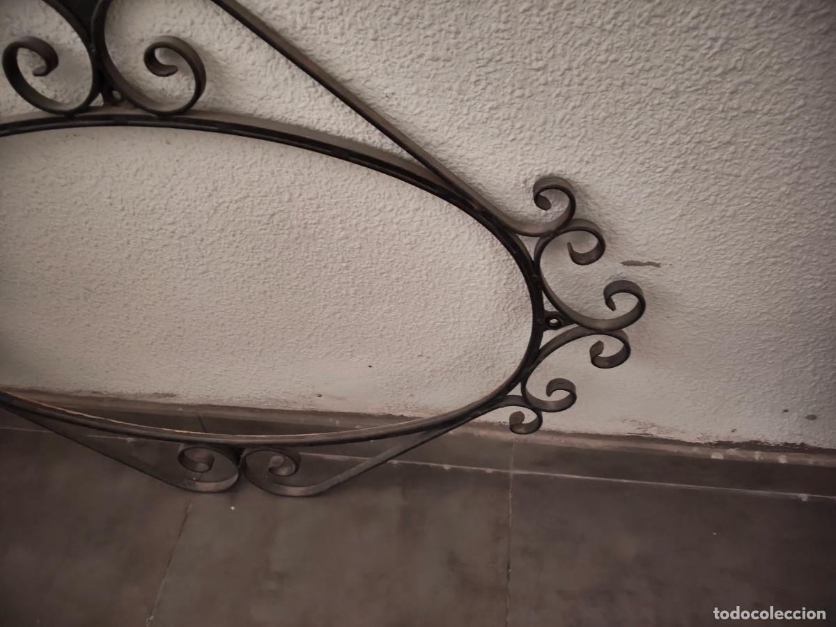 Antig&uuml;edades: Marco de hierro ovalado - Foto 2