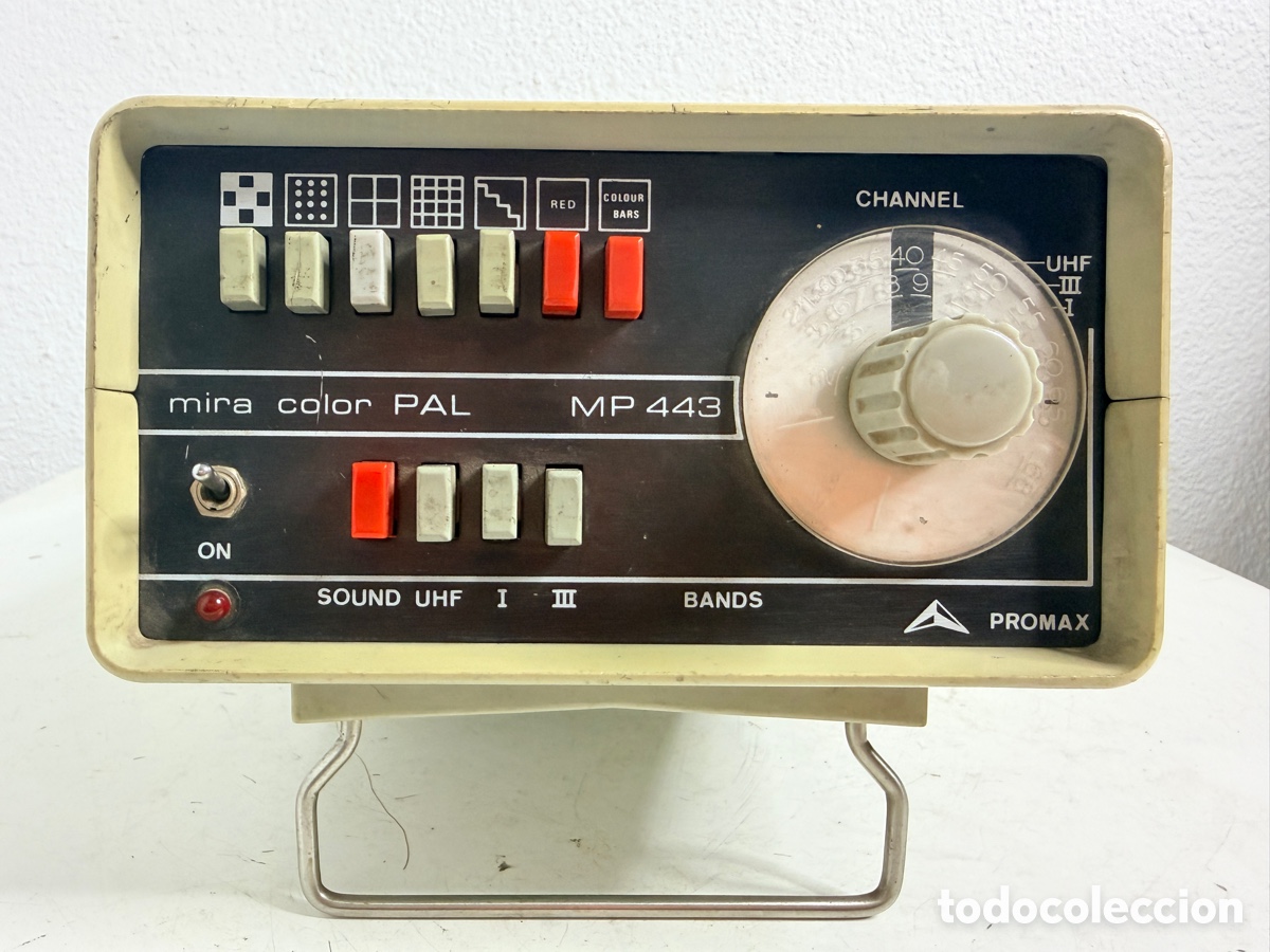 Antiques: generador de se&ntilde;ales de televisi&oacute;n anal&oacute;gica Promax Mira Color PAL MP-443. Sin comprobar