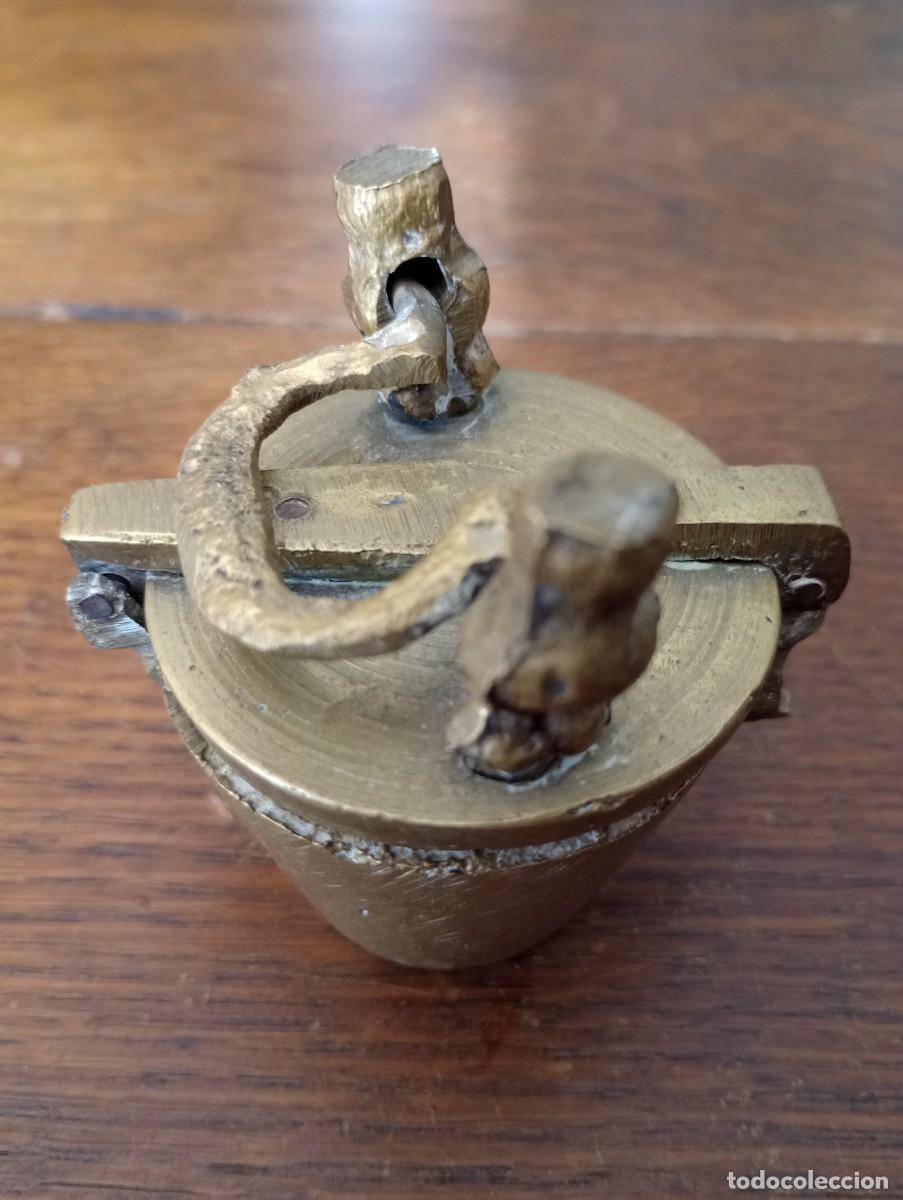Antiques: Ponderal de vasos anidados, bronce, siglo XIX