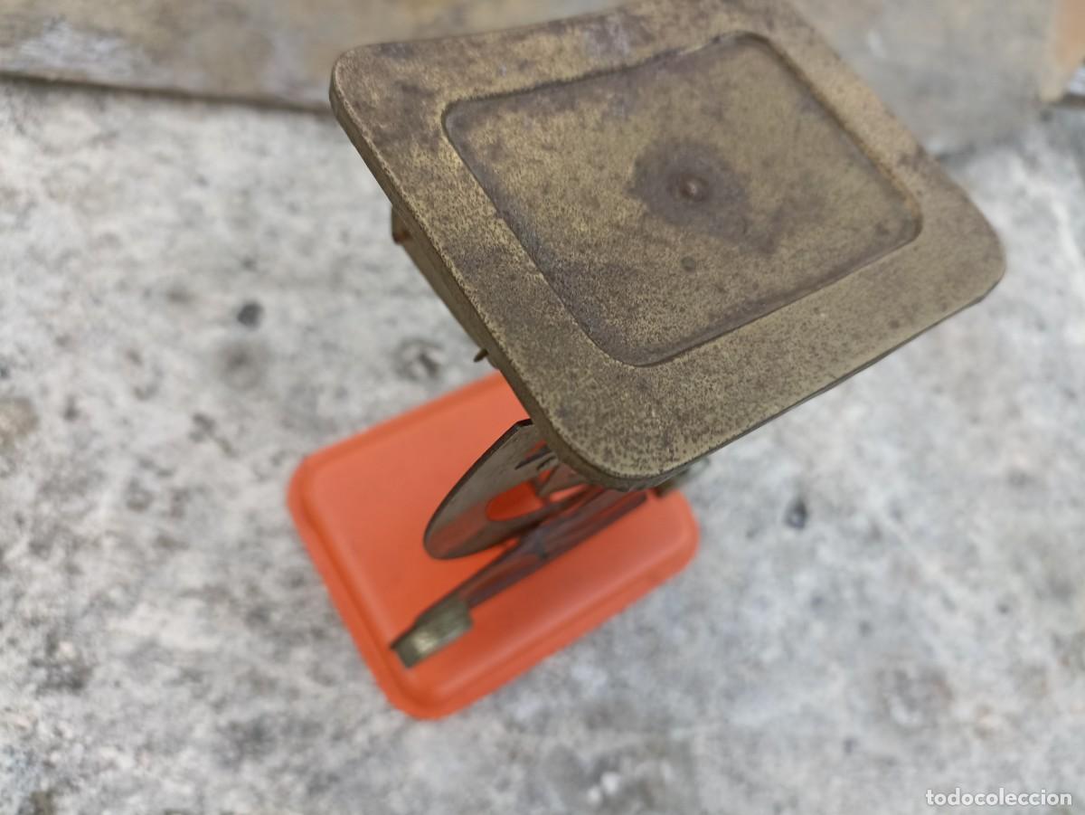 Antig&uuml;edades: Pesa cartas marca bilateral - Foto 5