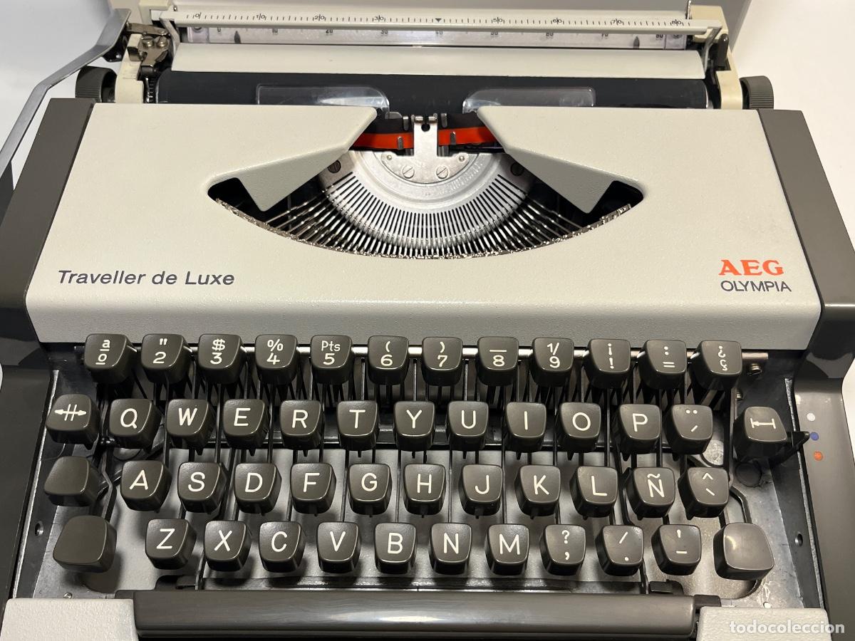 Antiquit&eacute;s: M&aacute;quina de escribir AEG Olympia Traveller De Luxe
