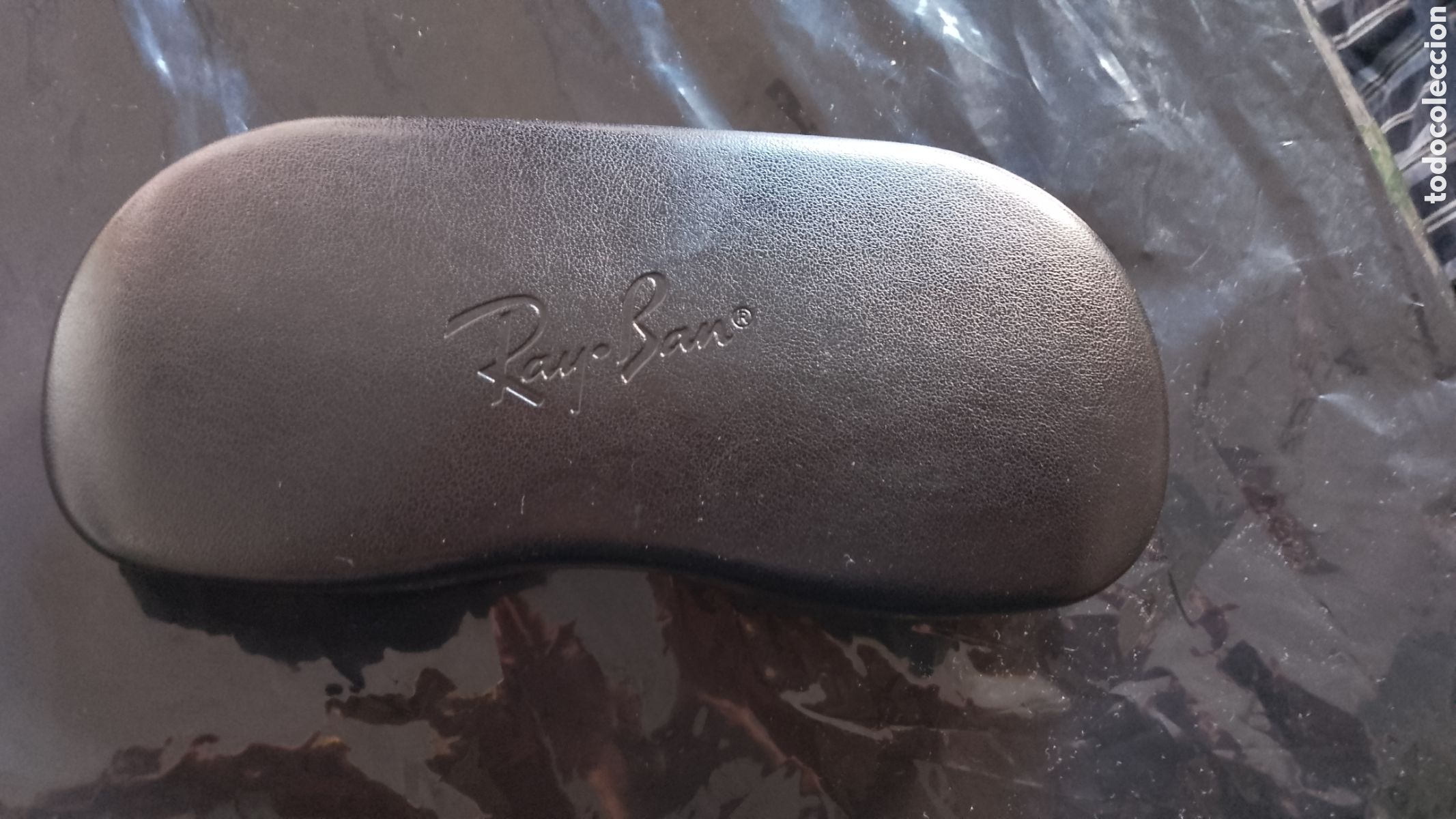 Antig&uuml;edades: Funda r&iacute;gida gafas RAY BAN