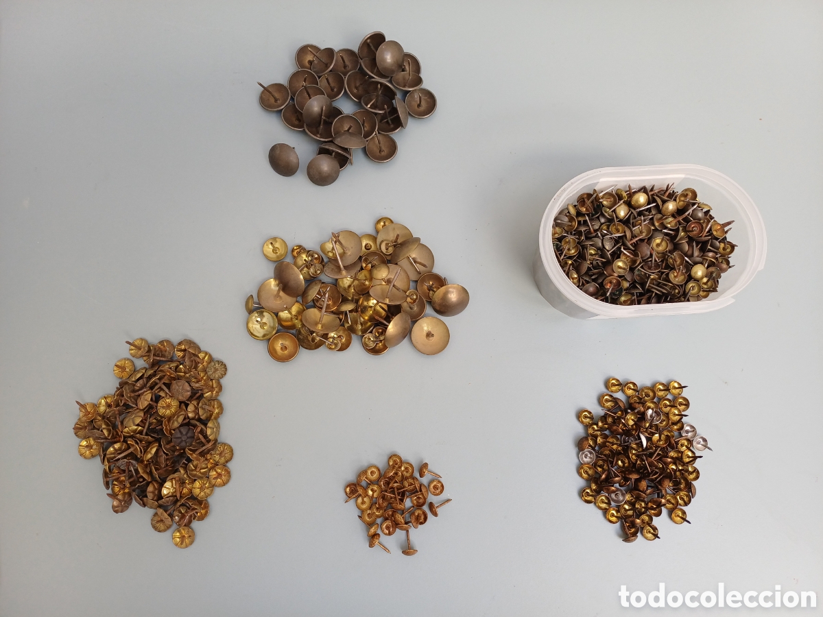 Antig&uuml;edades: Tachuelas-Chinchetas antiguas de varios tipos - Foto 1