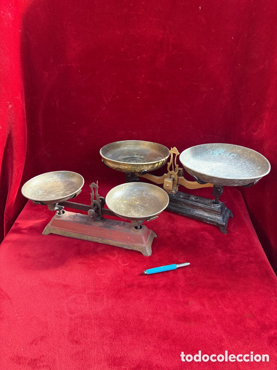Antig&uuml;edades: Lote de dos antiguas basculas de 2 y de 5 kg! - Foto 1