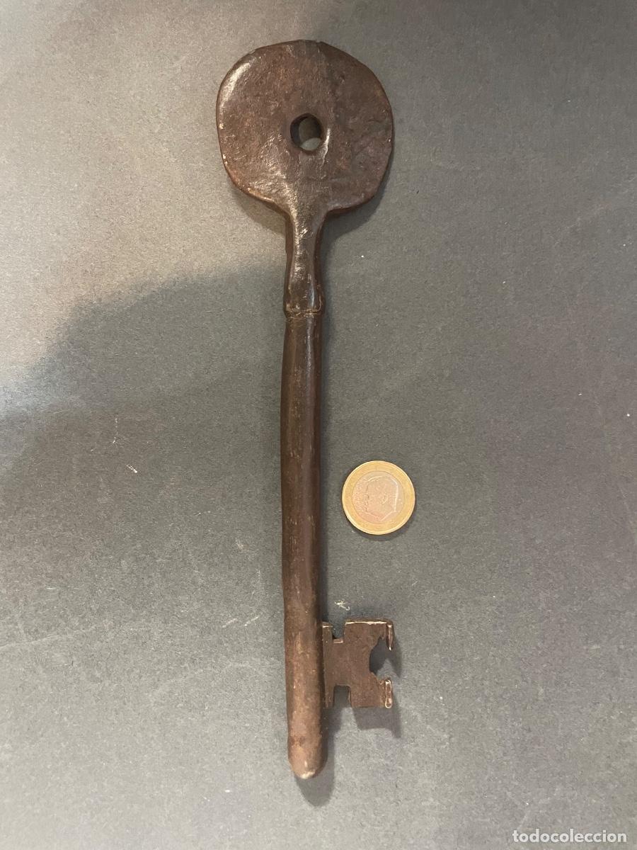 Antiguidades: ANTIGUA LLAVE DE FORJA PIRINEO -S.XVIII GRAN TAMA&Ntilde;O - 22X5,5 CM. ESTADO EL QUE SE VE EN LAS IMAGENES