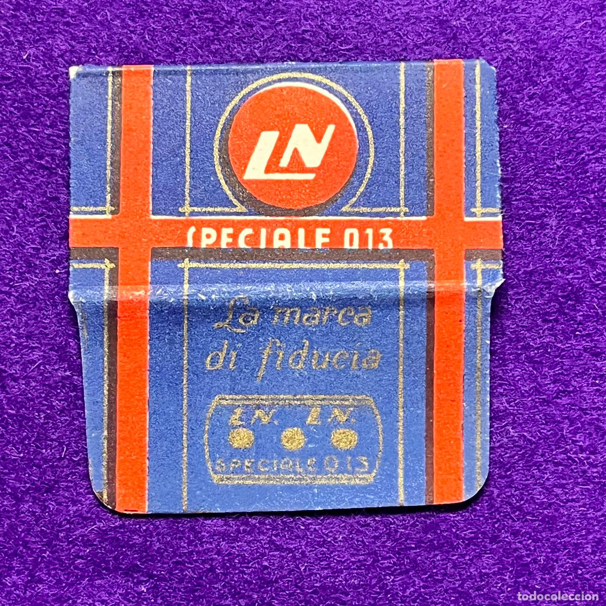 Antig&uuml;edades: FUNDA Y HOJA DE CUCHILLA DE AFEITAR. LN .