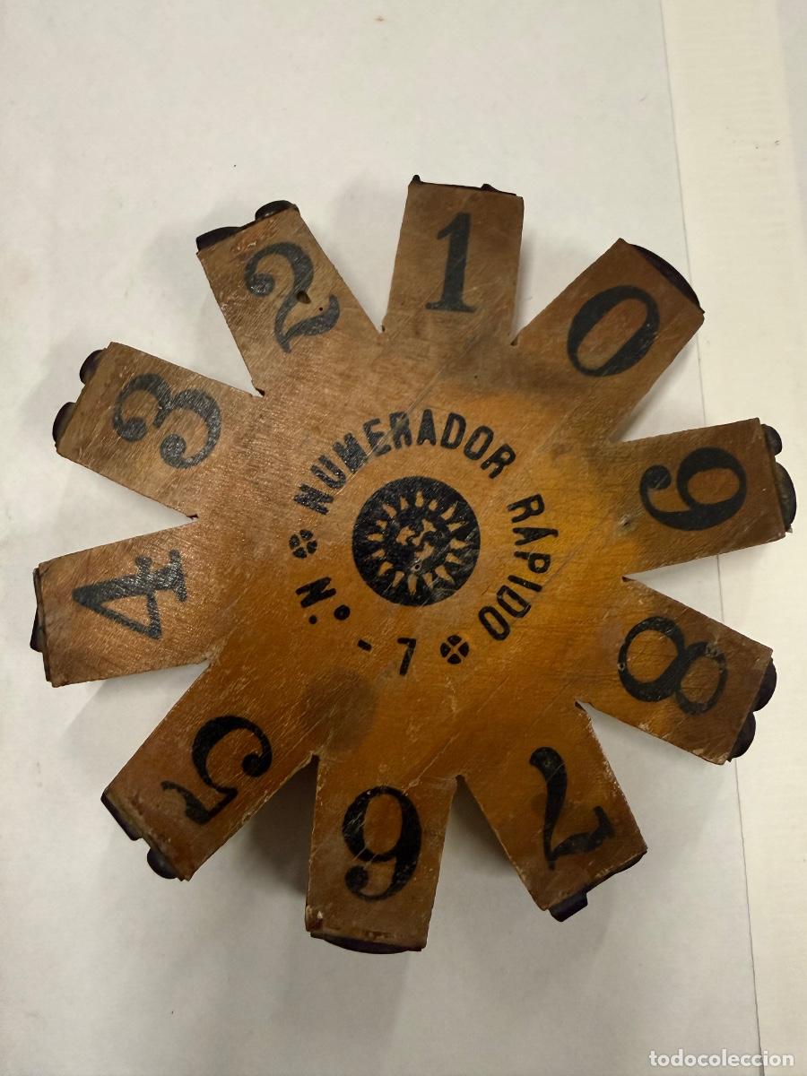 Antiques: Numerador rapido. Numero 7. Los numeros son grandes. miden 1,5cms de alto