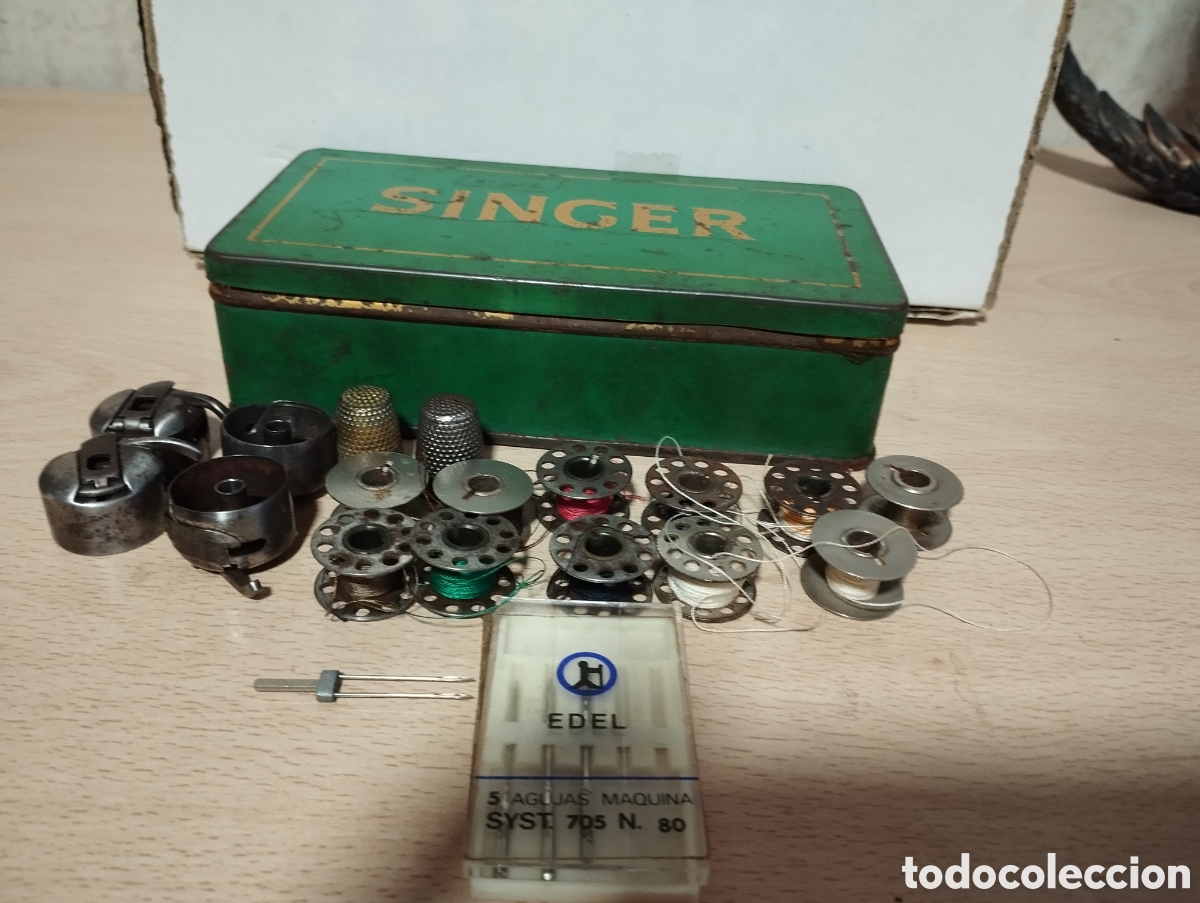 Antiquit&eacute;s: LATA MAQUINA COSER SINGER+ACCESORIOS