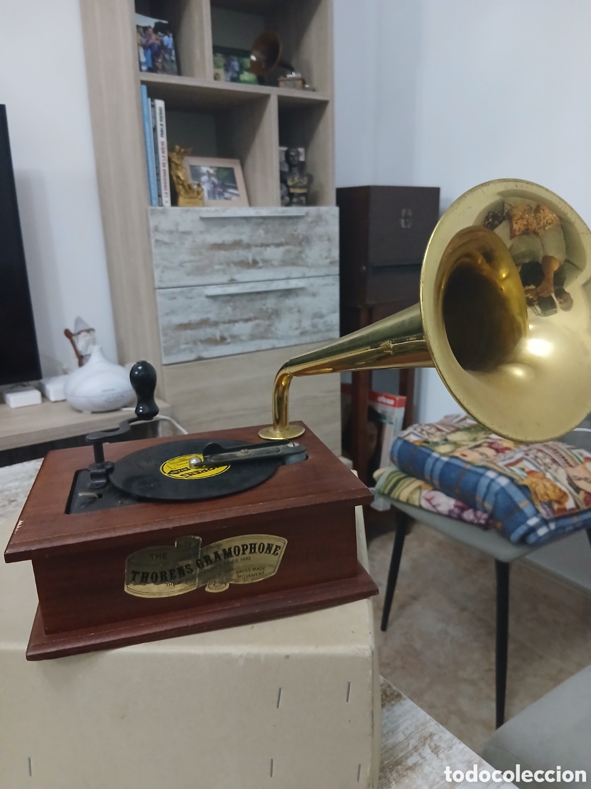 Antiquit&auml;ten: Caja de Musica Thorens Gramophone AD30