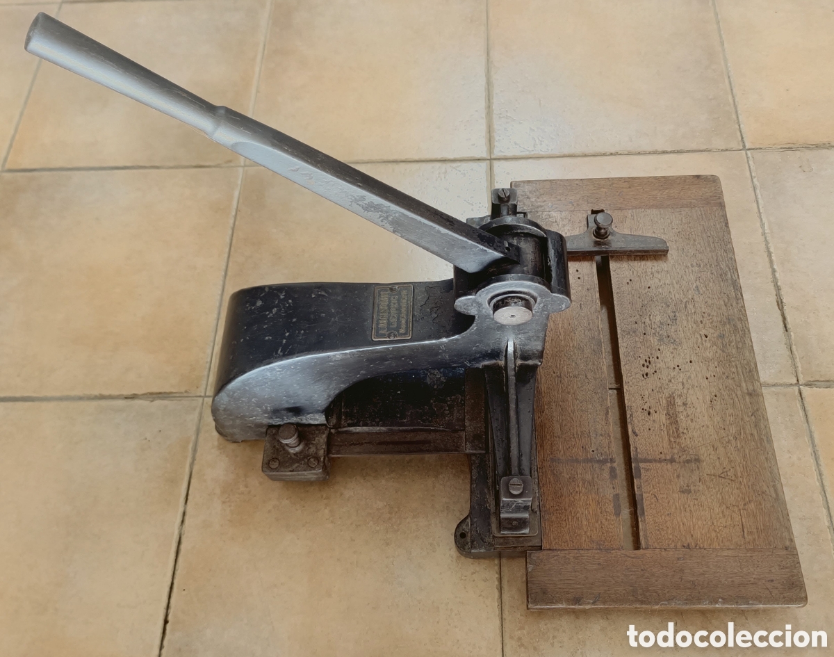 Antiquit&eacute;s: Antigua Puntilladora Microperforadora A. Hogenfors