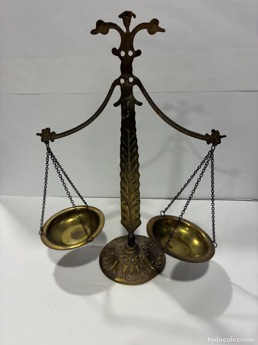 Antig&uuml;edades: BALANZA DE LA JUSTICIA DE LAT&Oacute;N