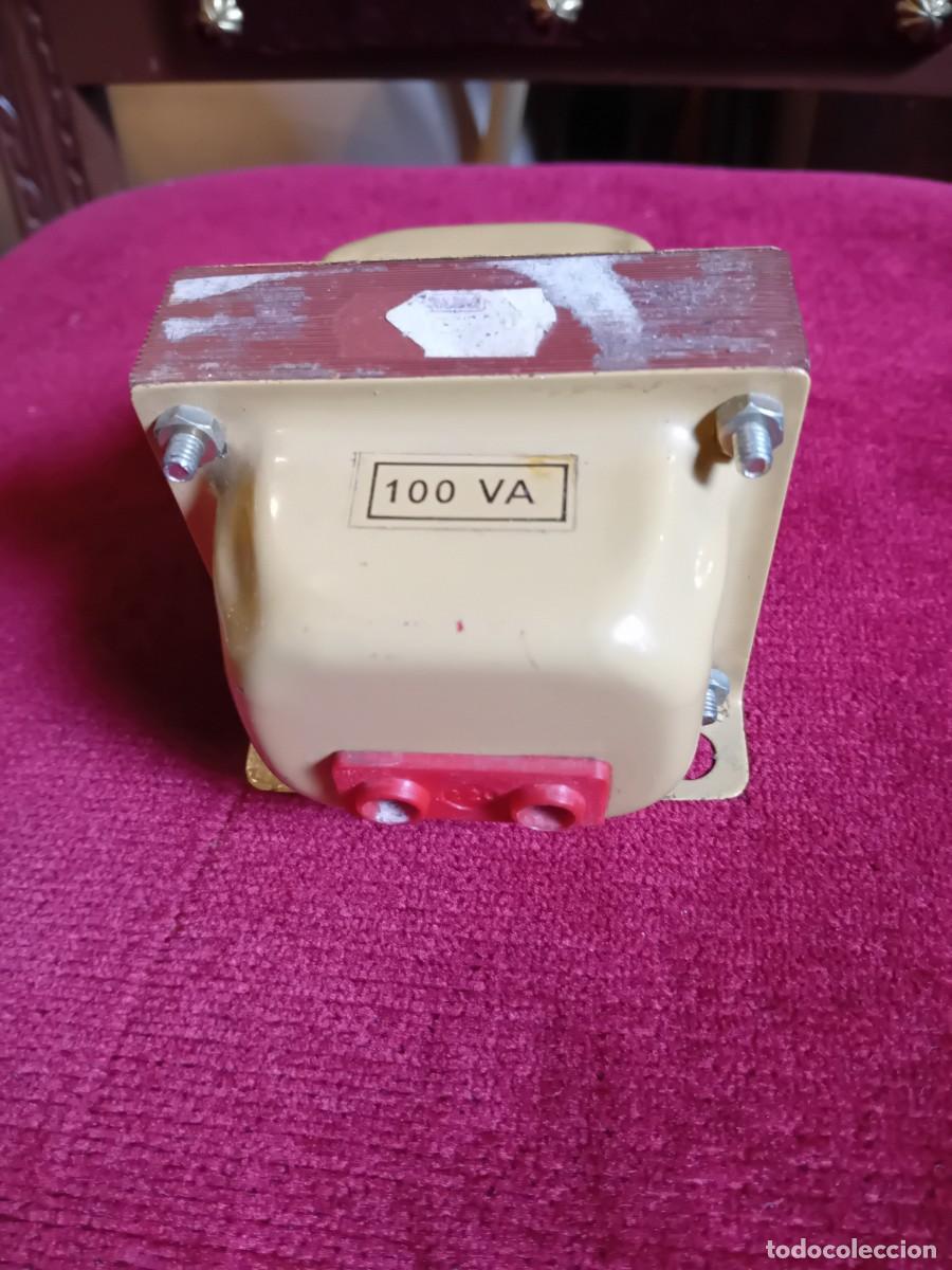 Antig&uuml;edades: Transformador 100 VA antiguo de 125 y 220 voltios - Foto 1