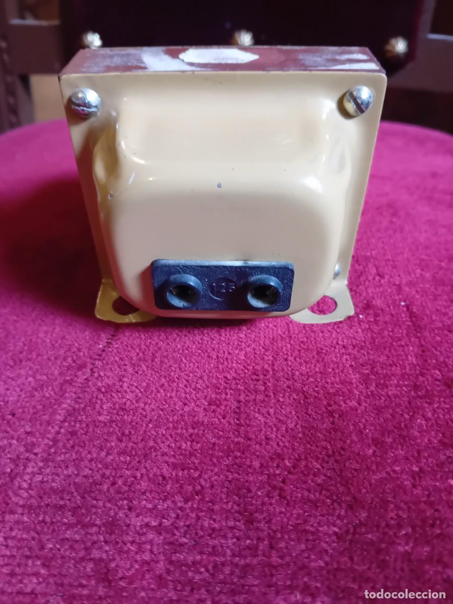 Antig&uuml;edades: Transformador 100 VA antiguo de 125 y 220 voltios - Foto 3