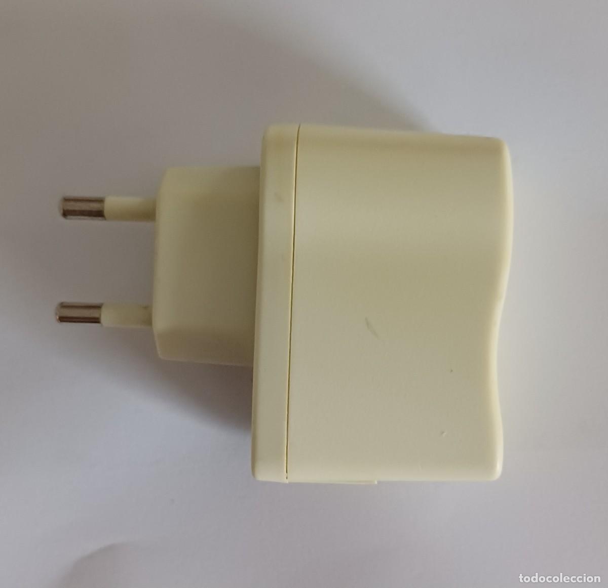 Telefoni: CARGADOR PARA MOVIL - CHANGER - OUTPUT DC5V+5% - 300+50MA -