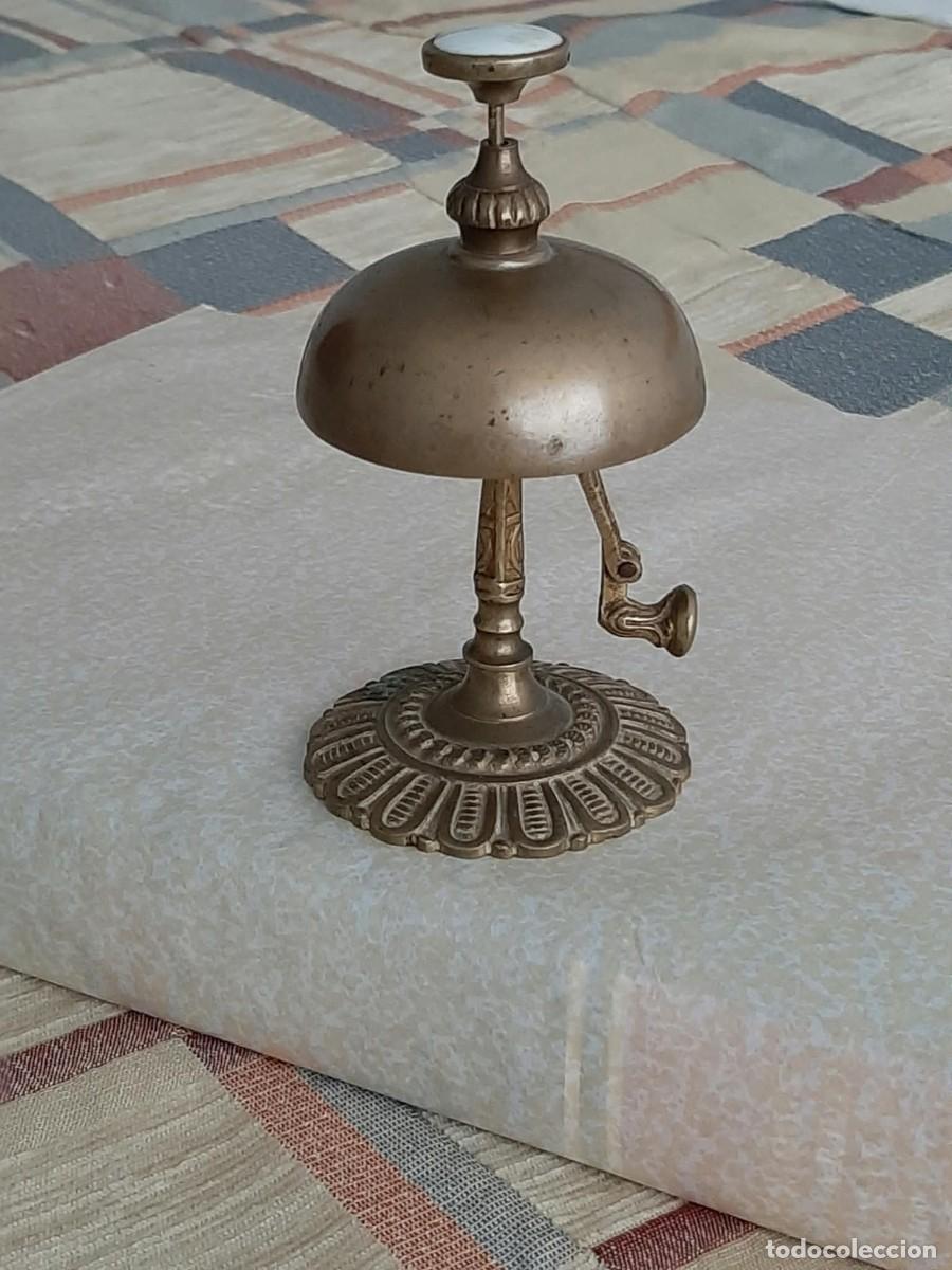 Antiguidades: ANTIGUO TIMBRE DE SOBREMESA EN BRONCE - LLAMADOR DE RECEPCI&Oacute;N / HOTEL