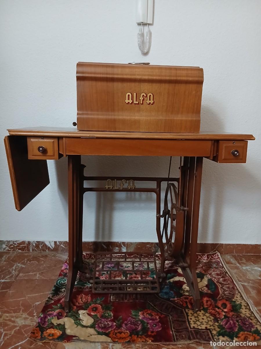 Antig&uuml;edades: Maquina de coser Alfa - modelo A 1924 - Foto 1
