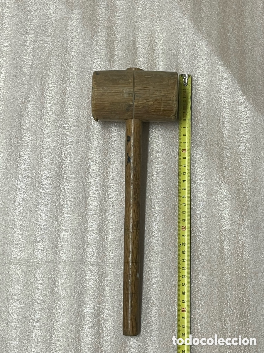 Antiquit&auml;ten: Maza antigua de madera