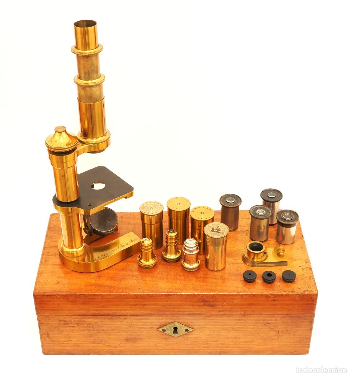 Antig&uuml;edades: Microscopio antiguo Zeiss (1886)