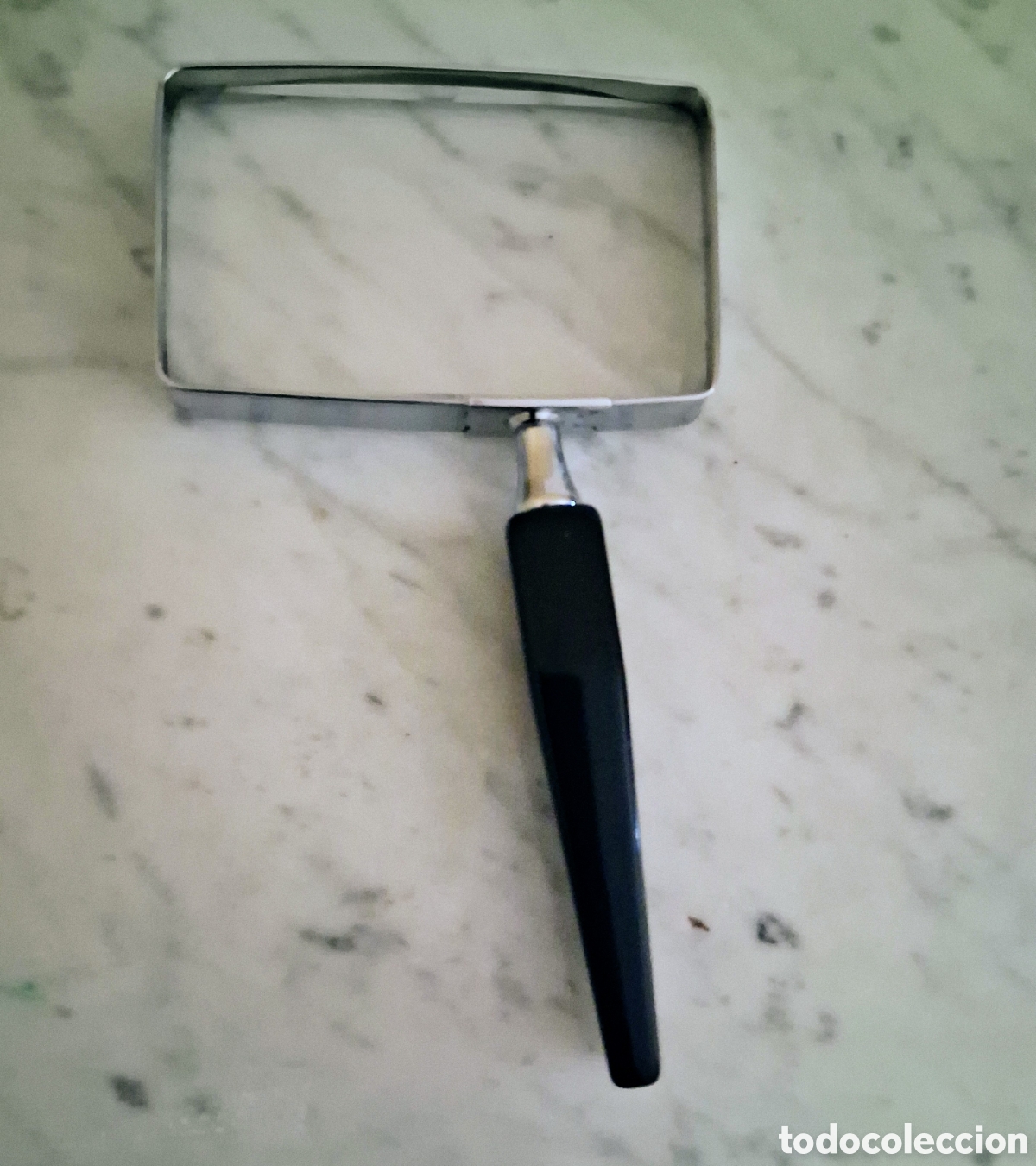 Antig&uuml;edades: &bull; Antigua Lupa de Mano Rectangular Vintage - Doble Lente Bifocal de Gran Aumento - Marco Met&aacute;lico Gr