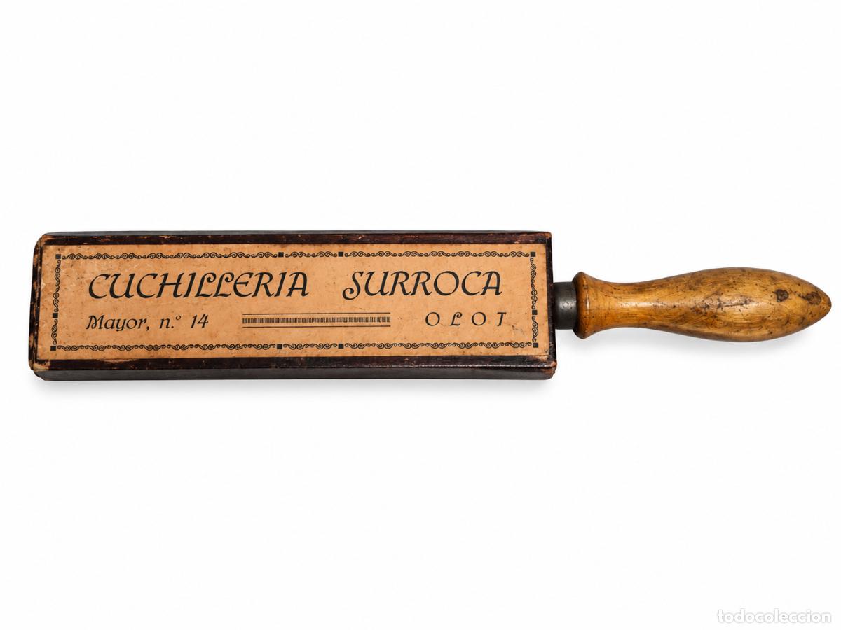 Antig&uuml;edades: Asentador, Suavizador de Cuero Antiguo para Navajas de Afeitar - Cuchiller&iacute;a Surroca, Olot