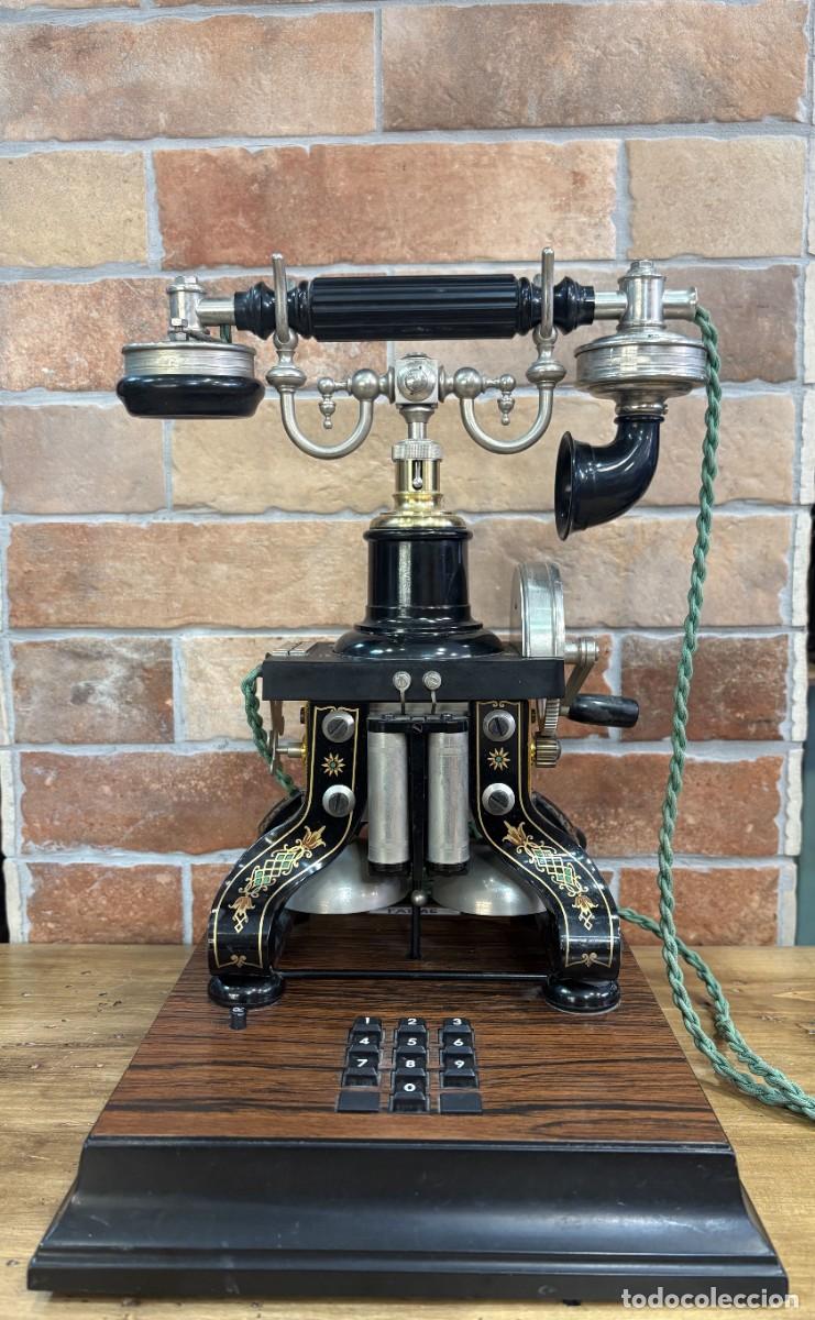 Tel&eacute;fonos: Tel&eacute;fono antiguo de mesa L.M. Ericsson estilo esqueleto
