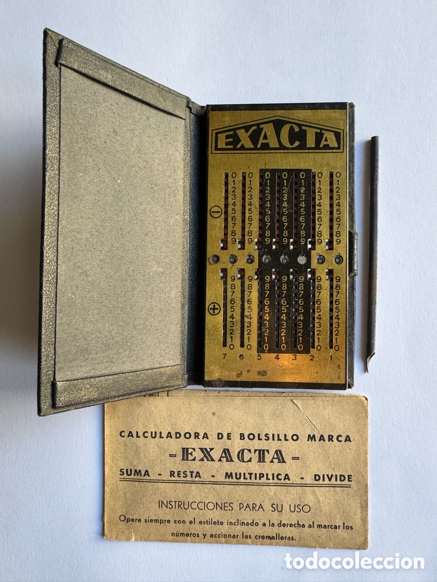 Antig&uuml;edades: Calculadora mec&aacute;nica EXACTA antigua con estuche punz&oacute;n y manual original