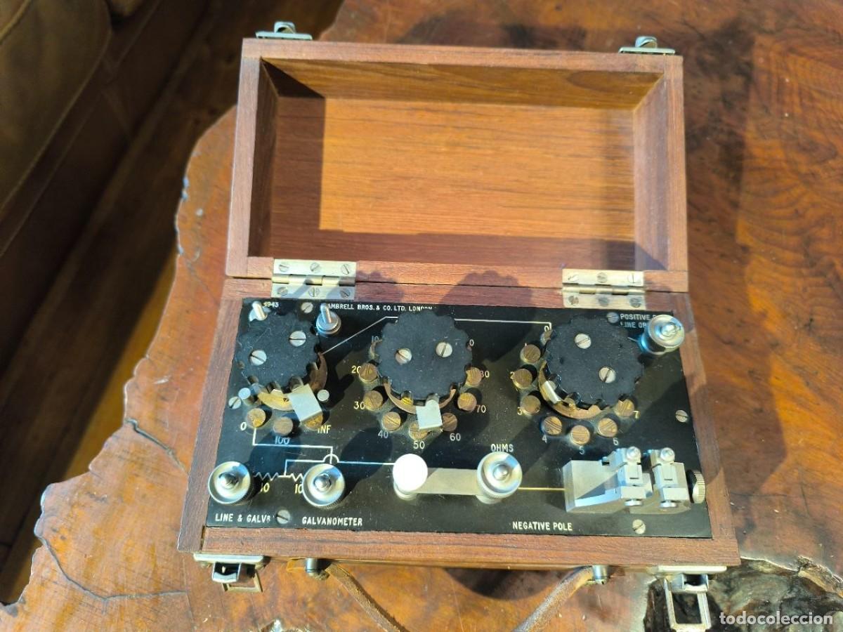 Antig&uuml;edades: CAJA DE RESISTENCIAS PUENTE DE WHEATSTONE FABRICADA GAMBRELL BROS LONDON, USO MILITAR