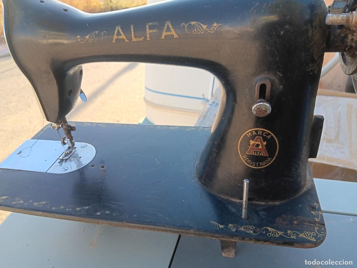 Antig&uuml;edades: Maquina de coser alfa - Foto 2