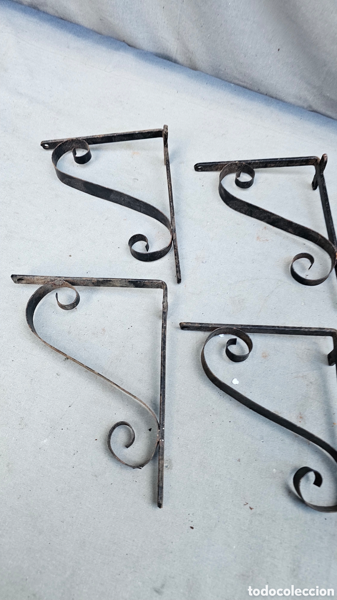 Antig&uuml;edades: Soportes de forja .... - Foto 2