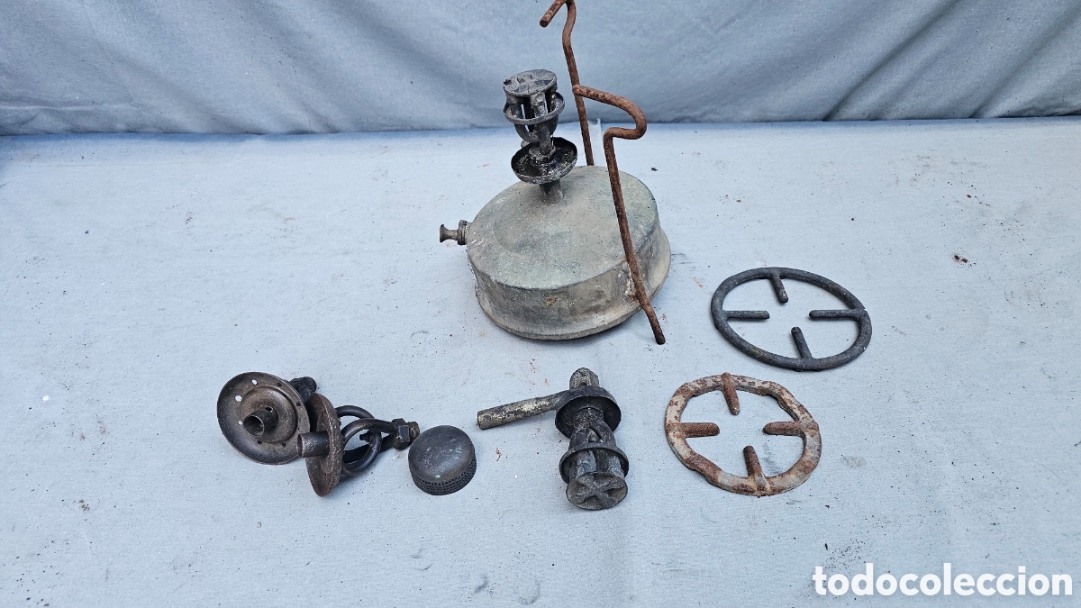 Antig&uuml;edades: Lote de repuestos de cocinillas antiguas