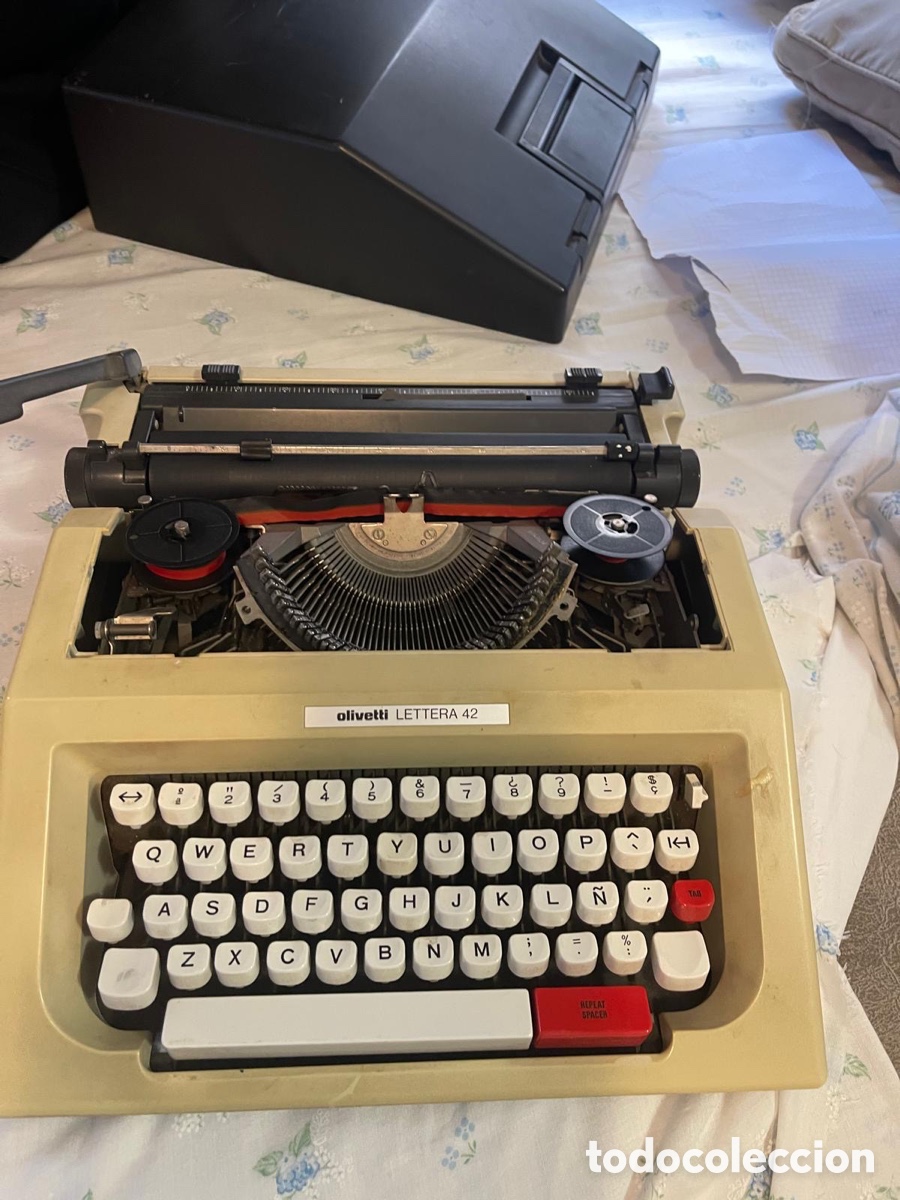 Antig&uuml;edades: Maquina de escribir marca olivetti - Foto 4