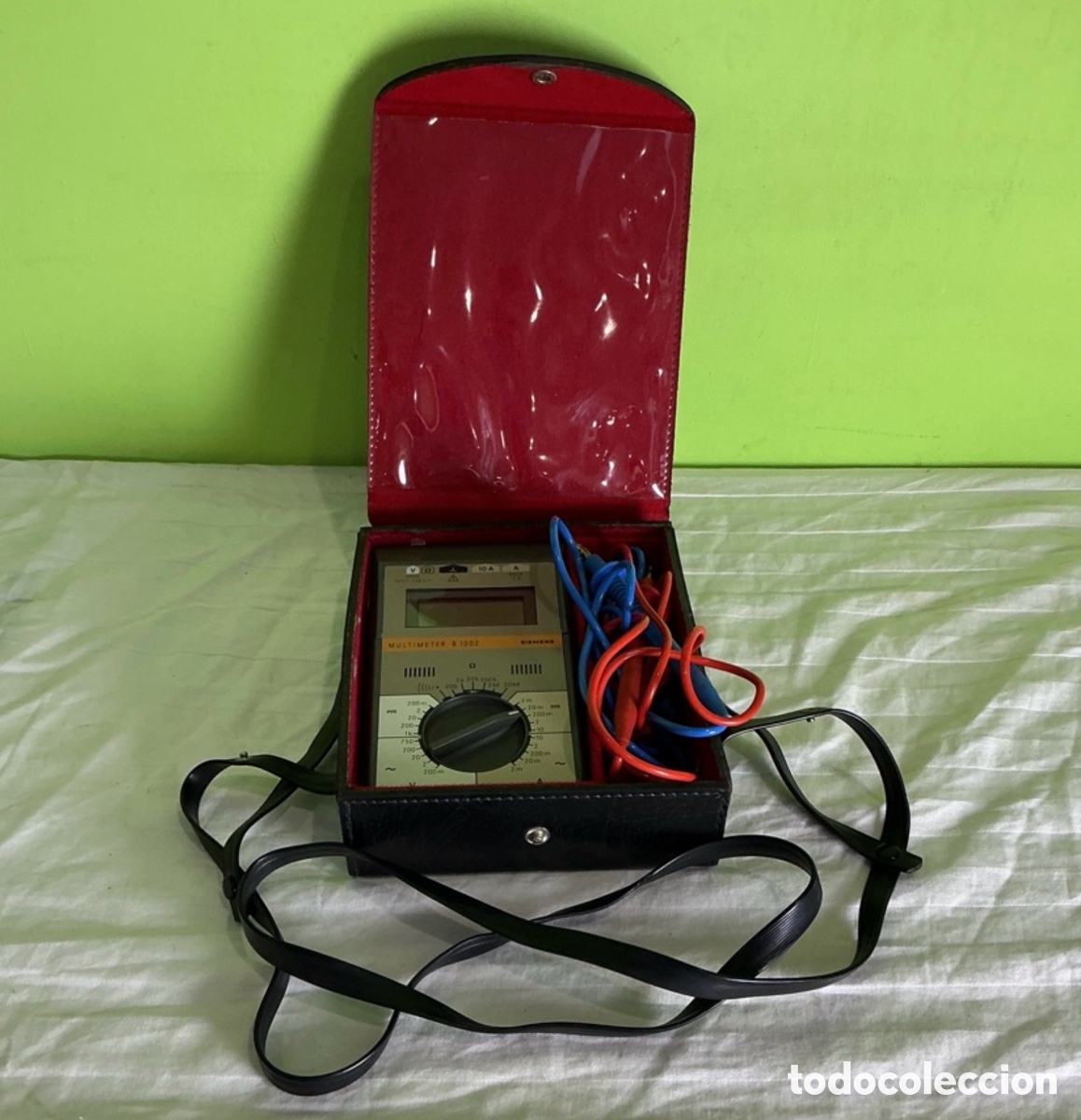 Antig&uuml;edades: Mult&iacute;metro digital Siemens B 1002 con estuche y cables. Funciona.