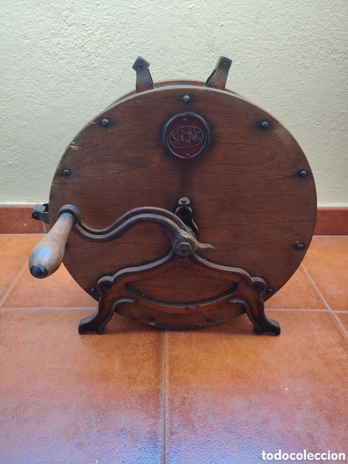 Antig&uuml;edades: ANTIGUO AFILADOR Y LIMPIADOR DE CUCHILLOS