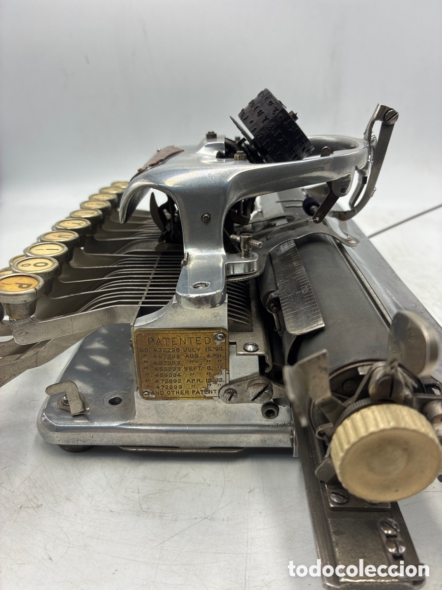 Antig&uuml;edades: M&aacute;quina de escribir Blick de aluminio. - Foto 7