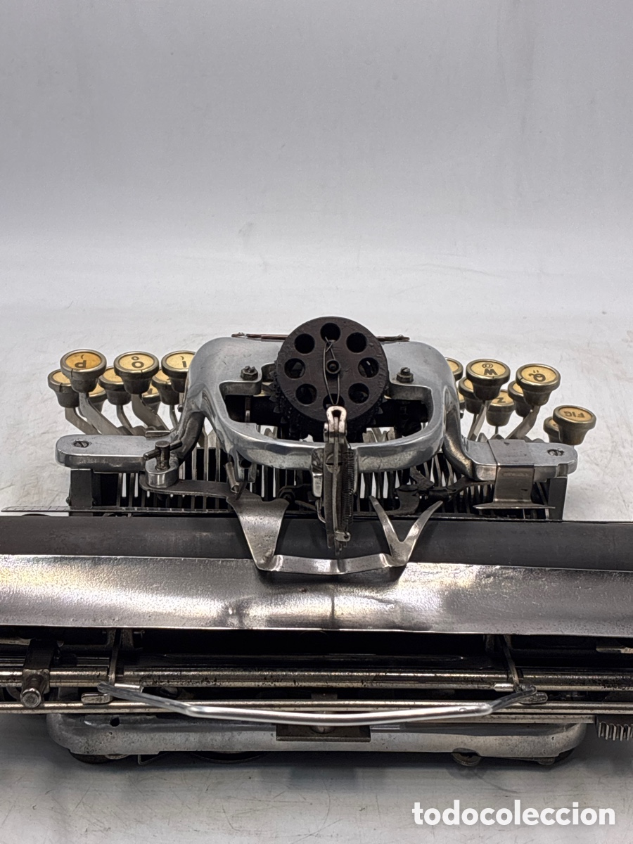 Antig&uuml;edades: M&aacute;quina de escribir Blick de aluminio. - Foto 9