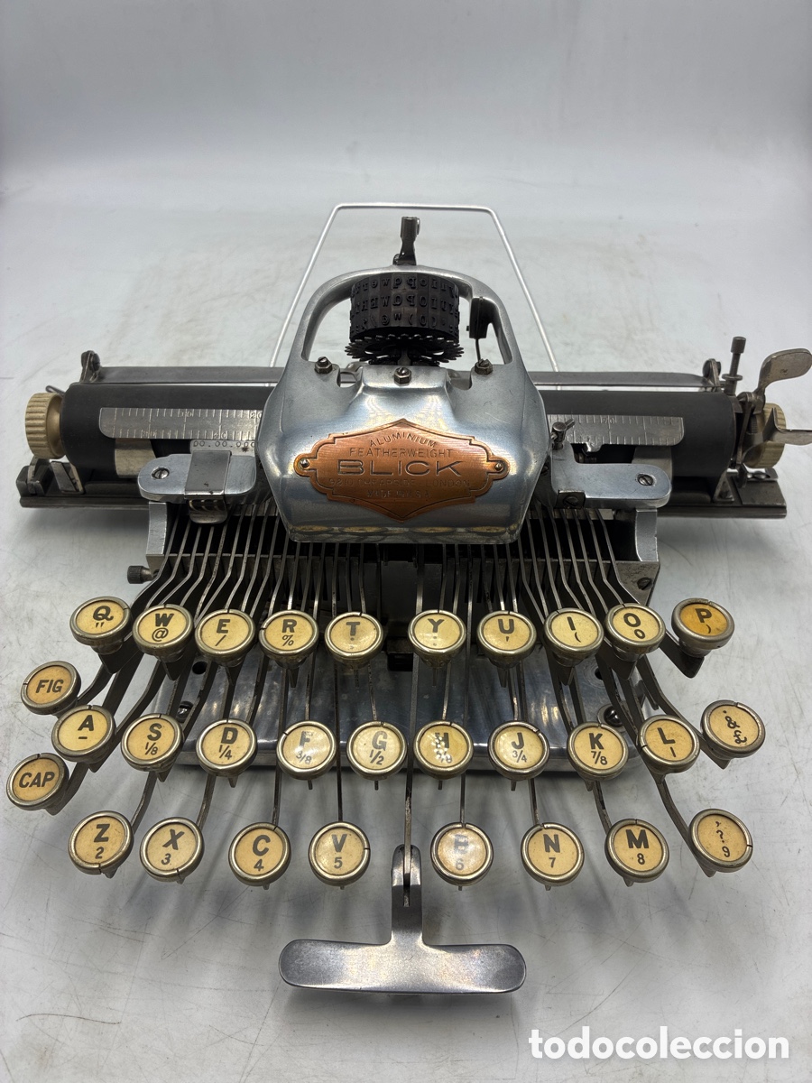 Antig&uuml;edades: M&aacute;quina de escribir Blick de aluminio. - Foto 1
