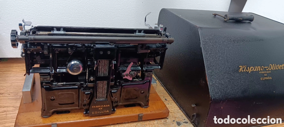 Antig&uuml;edades: M&aacute;quina de escribir Hispano Olivetti M-40 - Foto 8