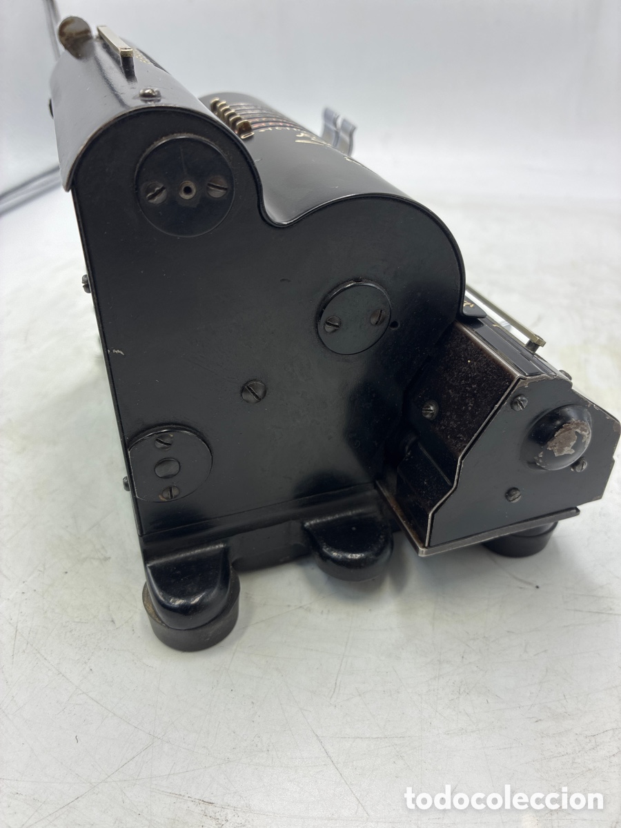 Antig&uuml;edades: M&aacute;quina de Calcular THALES. - Foto 9